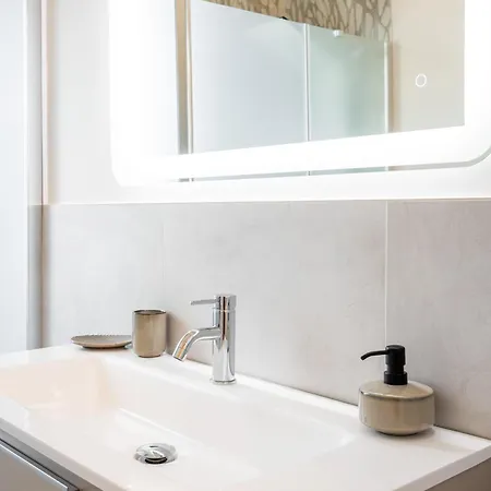 Osmann Space Apartment *