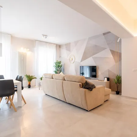 Osmann Space Apartment La Spezia